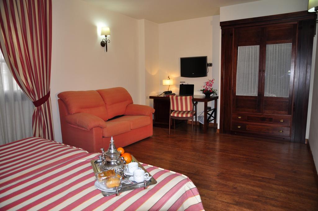 Hotel Los Cerezos Monachil Room photo